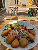 Salat Nit Chicken Wings